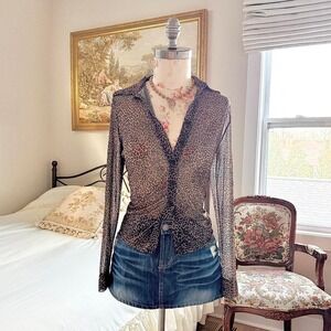 y2k paul harris design cheetah print button front top fits like a small
